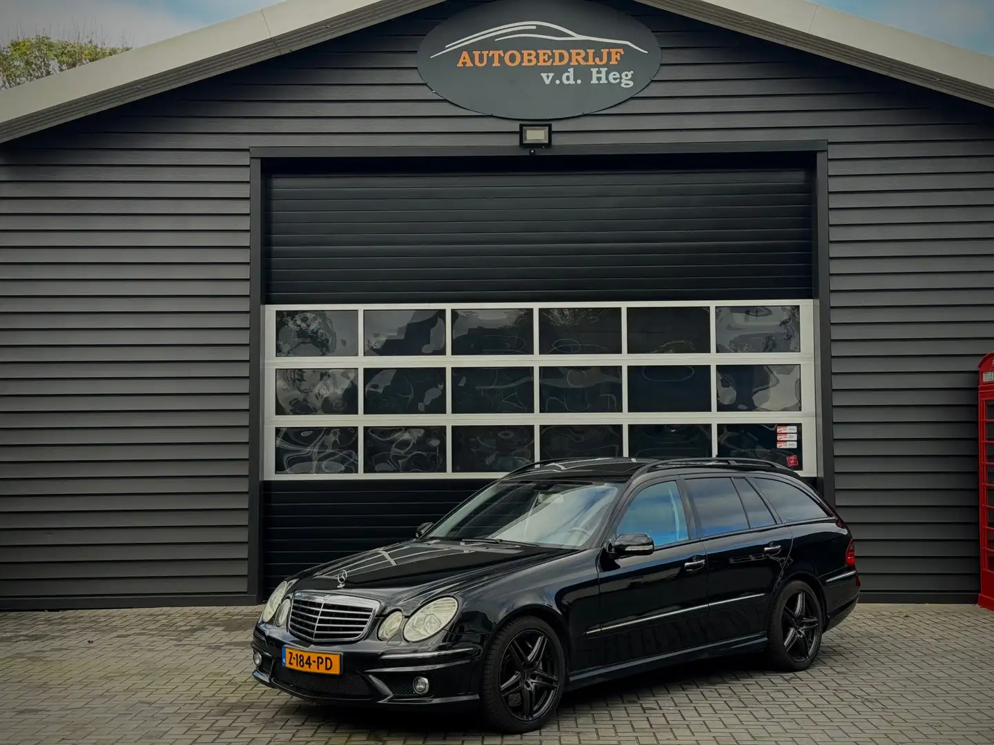 Mercedes-Benz E 63 AMG Estate E63 Station Чорний - 1