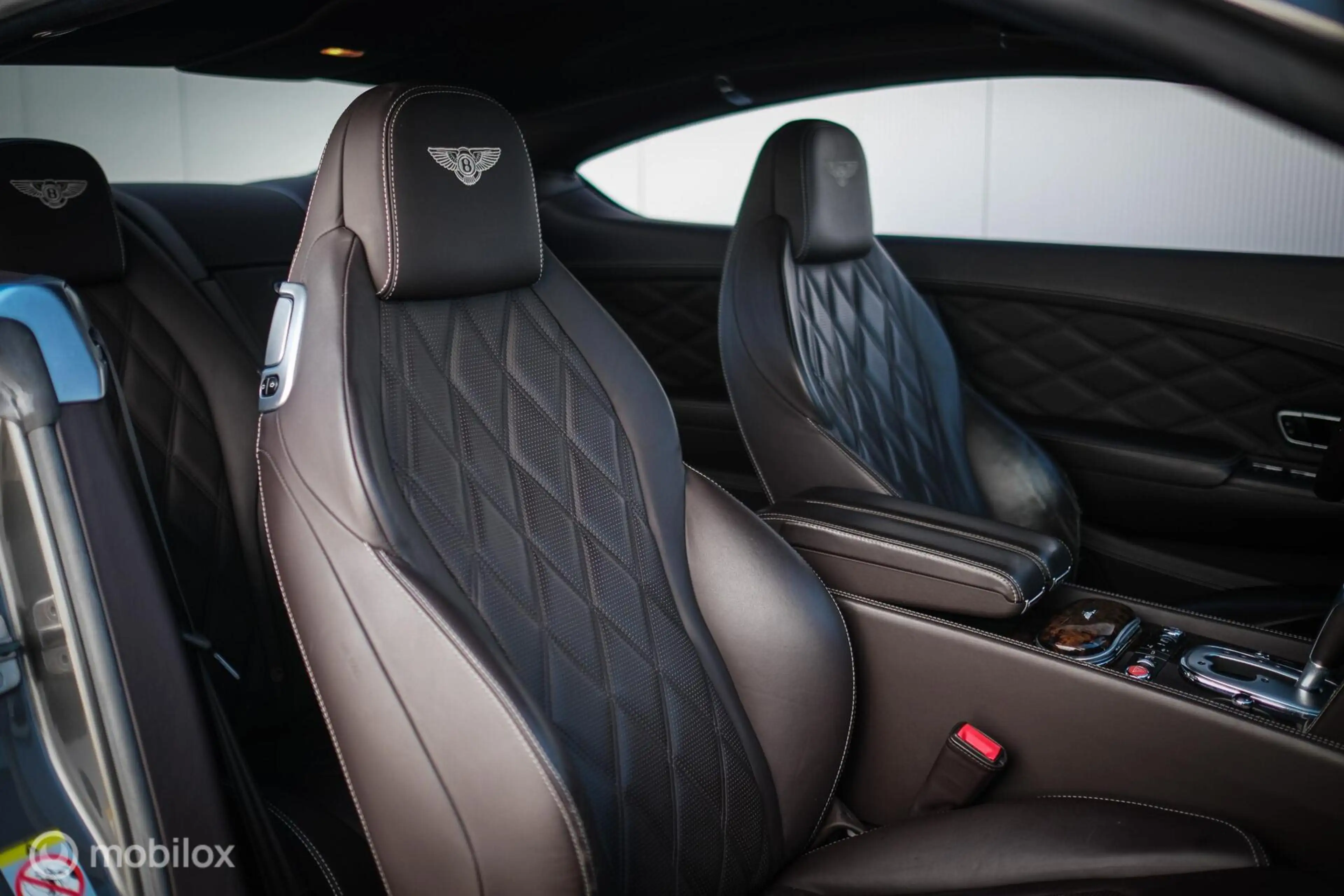Bentley Continental GT 4.0 V8 508 pk | Youngtimer | LED | Facelift | Came — photo 33