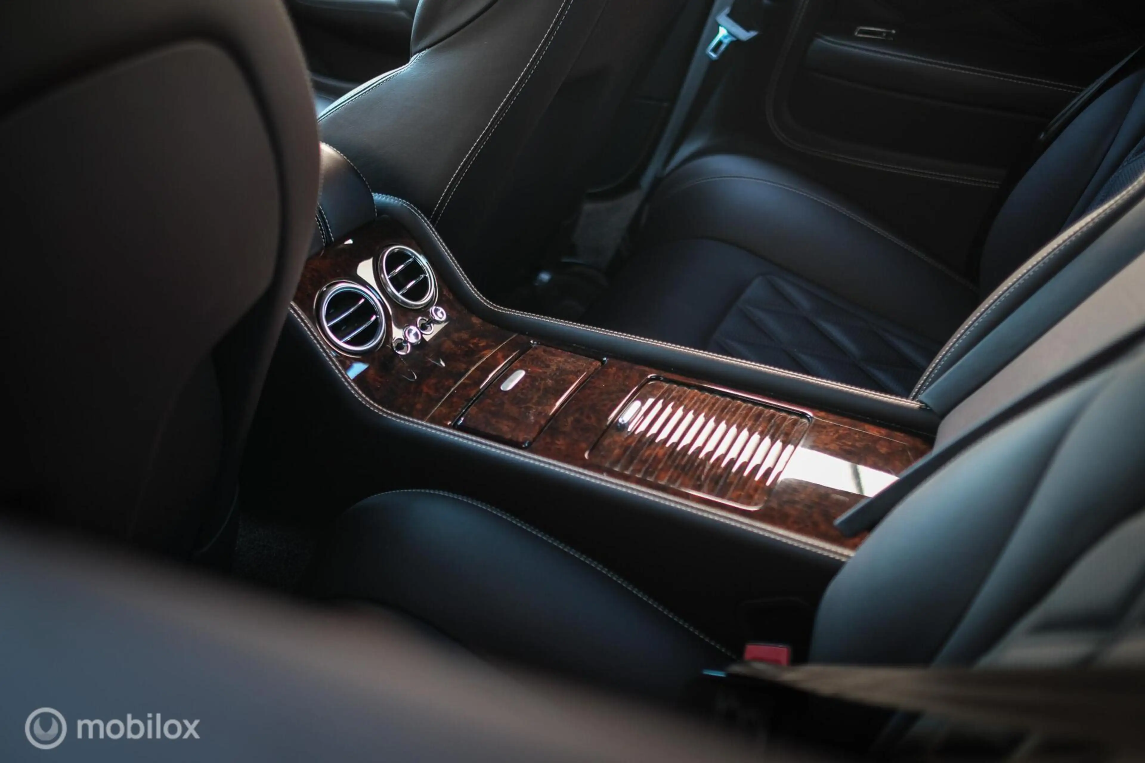 Bentley Continental GT 4.0 V8 508 pk | Youngtimer | LED | Facelift | Came — photo 44