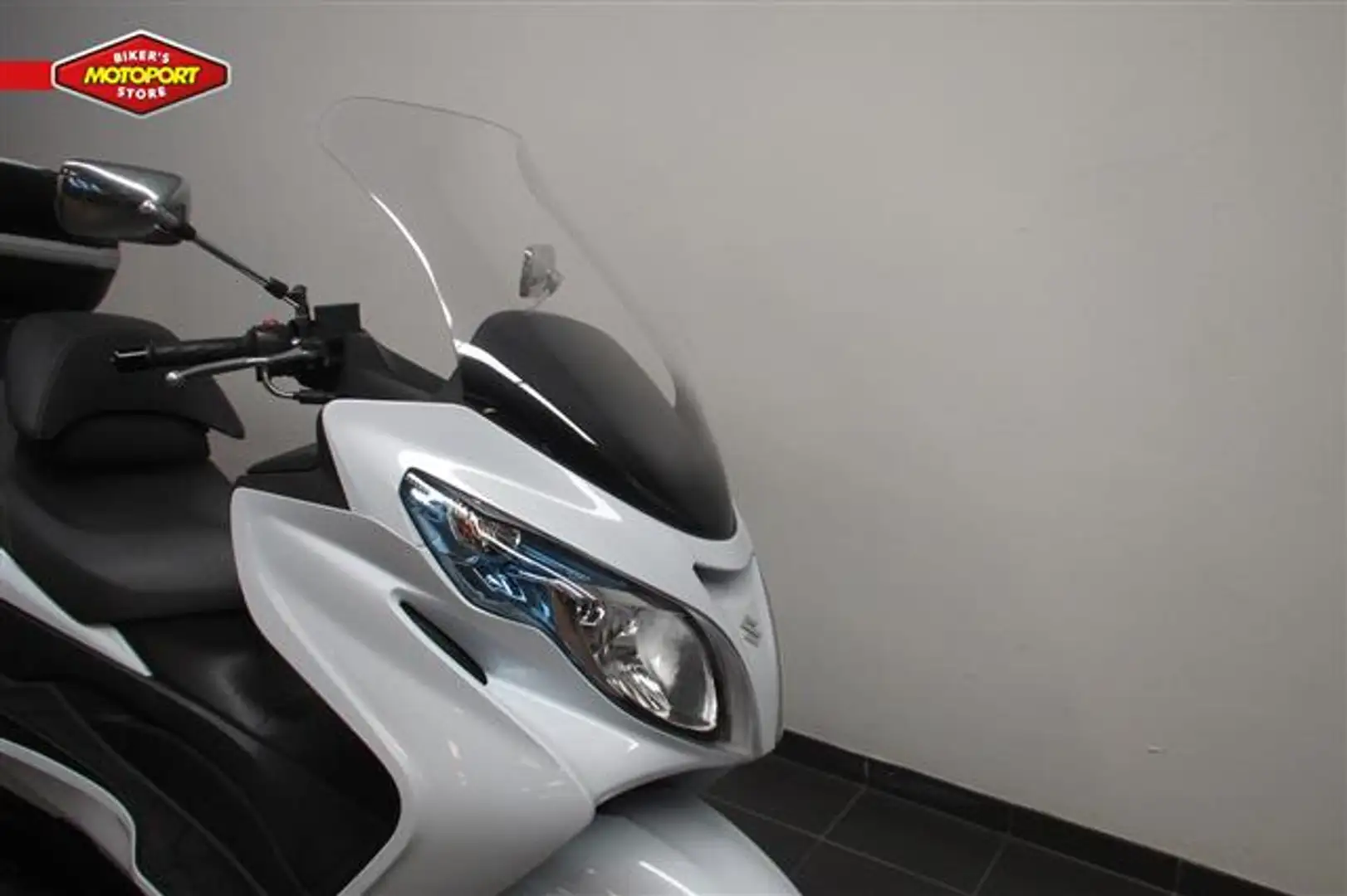 Suzuki Burgman 400 AN Blanc - 2