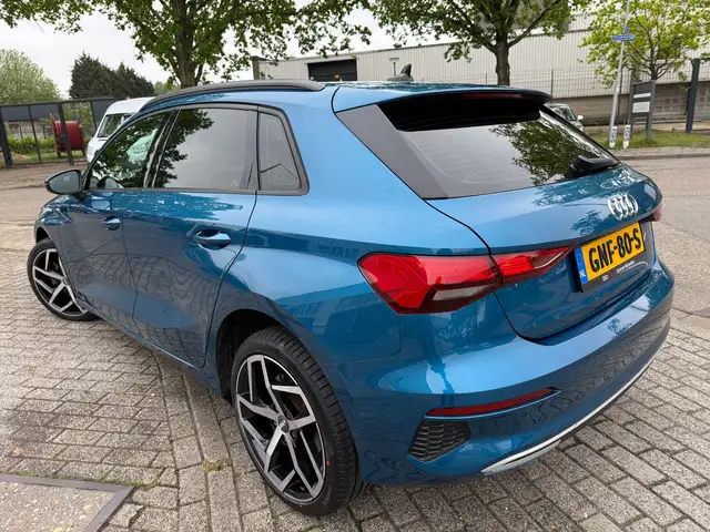 Audi A3 view 4