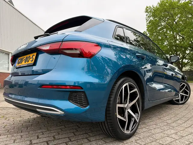 Audi A3 view 6