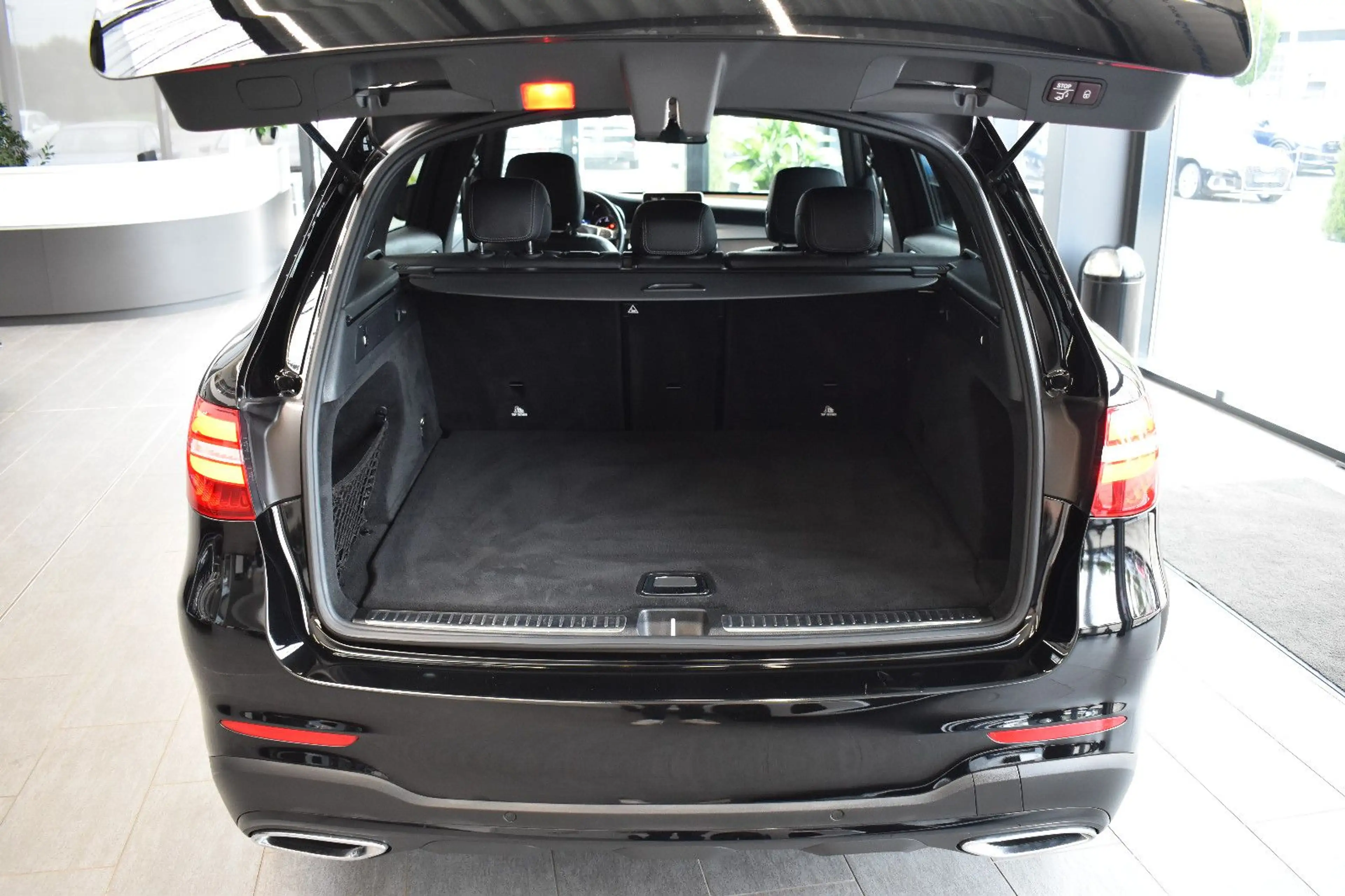 Mercedes-Benz GLC 350 GLC350d 4Matic AMG-Line LED~Navi~RFK~Burmester — photo 12