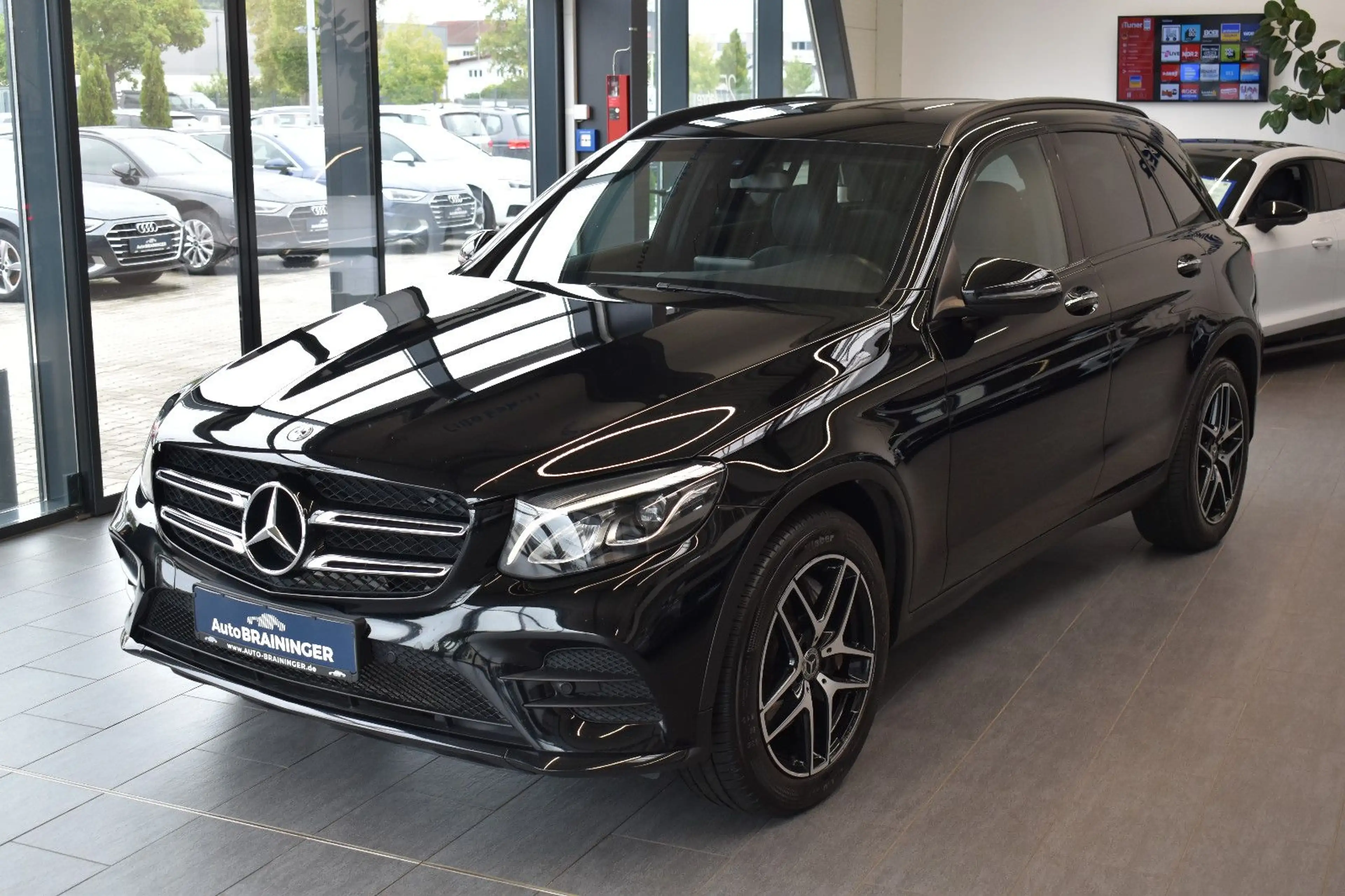Mercedes-Benz GLC 350 GLC350d 4Matic AMG-Line LED~Navi~RFK~Burmester — photo 4