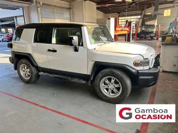 4.0 V6 LIMITED AUTO