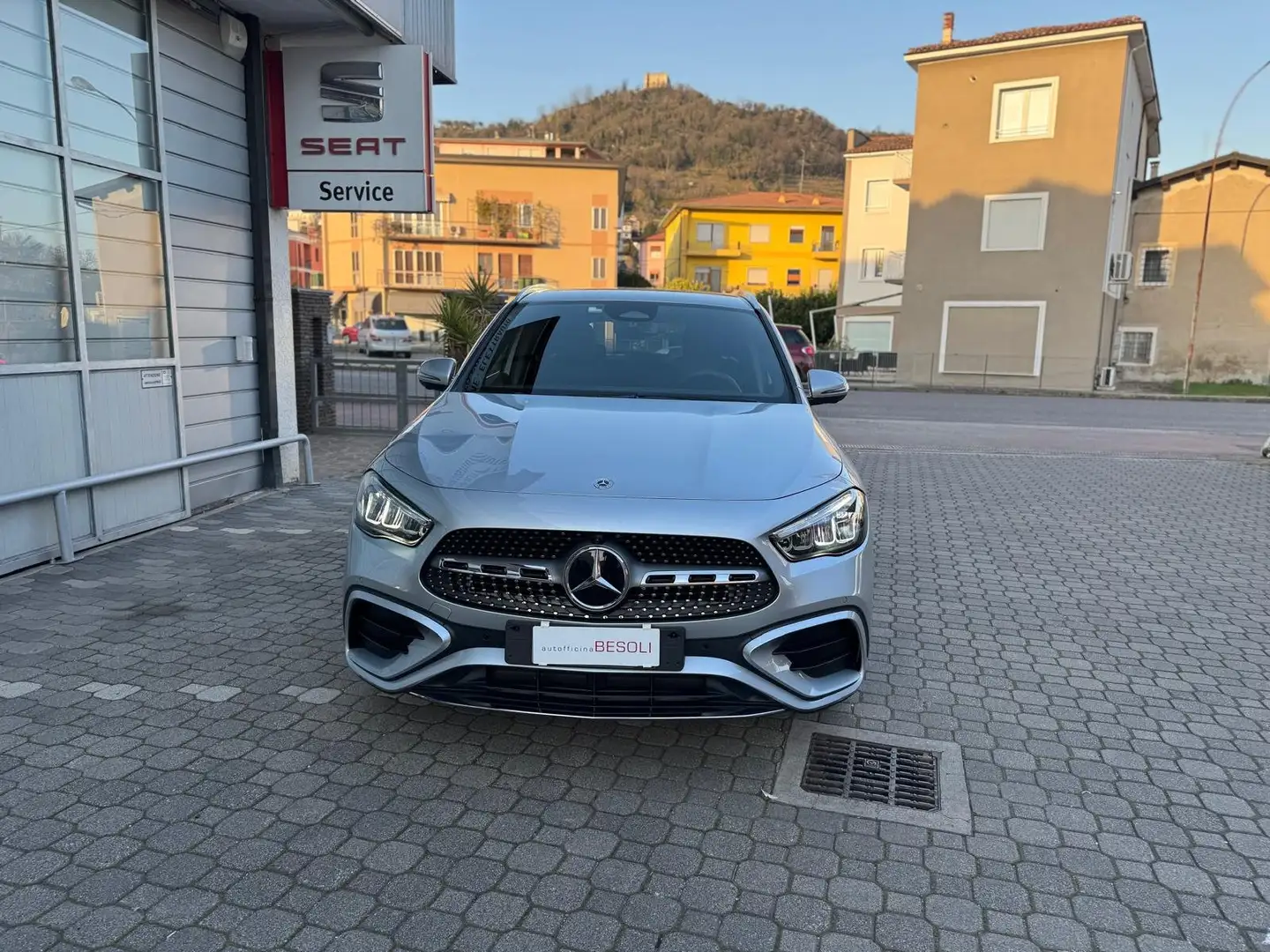 Mercedes-Benz GLA 200 GLA 200 d AMG Line Premium Plus auto Argento - 1