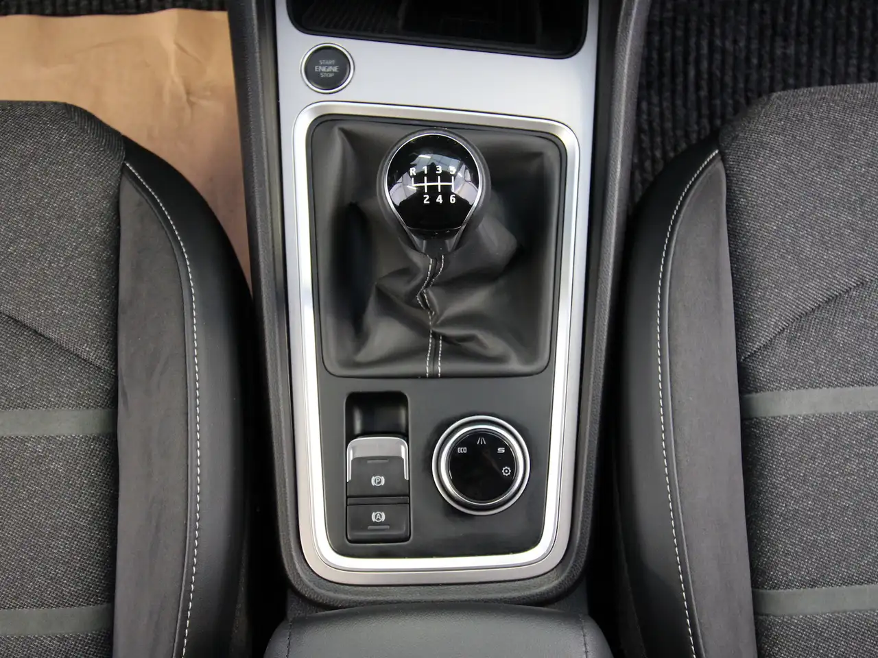 SEAT Ateca 1.5 TSI Xperience NAVI+LED+KAMERA+WINTER 20