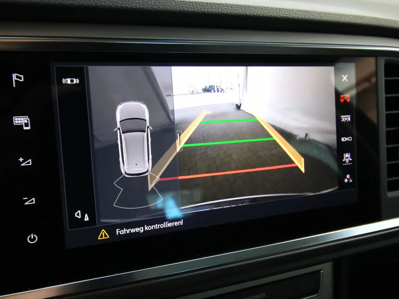 SEAT Ateca 1.5 TSI Xperience NAVI+LED+KAMERA+WINTER 19