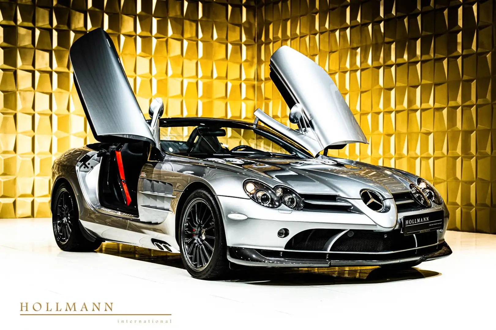 Mercedes-Benz SLR MCLAREN 722S ROADSTER + CARBON FIBER +STOCK+ Šedá - 2