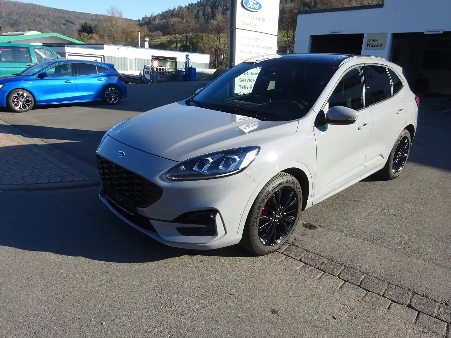 Ford Kuga Hybrid Graphite Tech Edition AHK Schiebebach Gris - 1