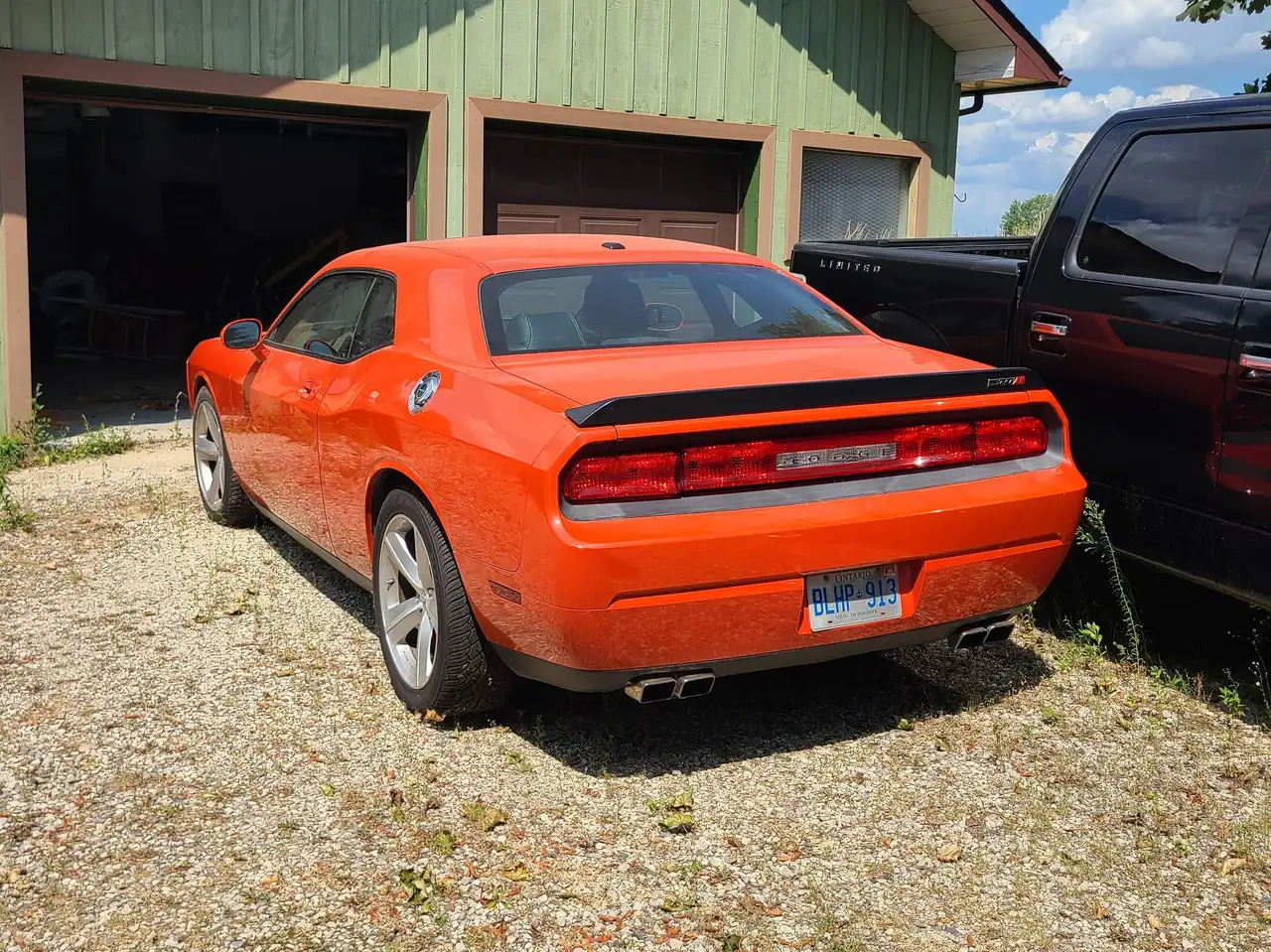 Dodge Challenger снимка Dodge Challenger
