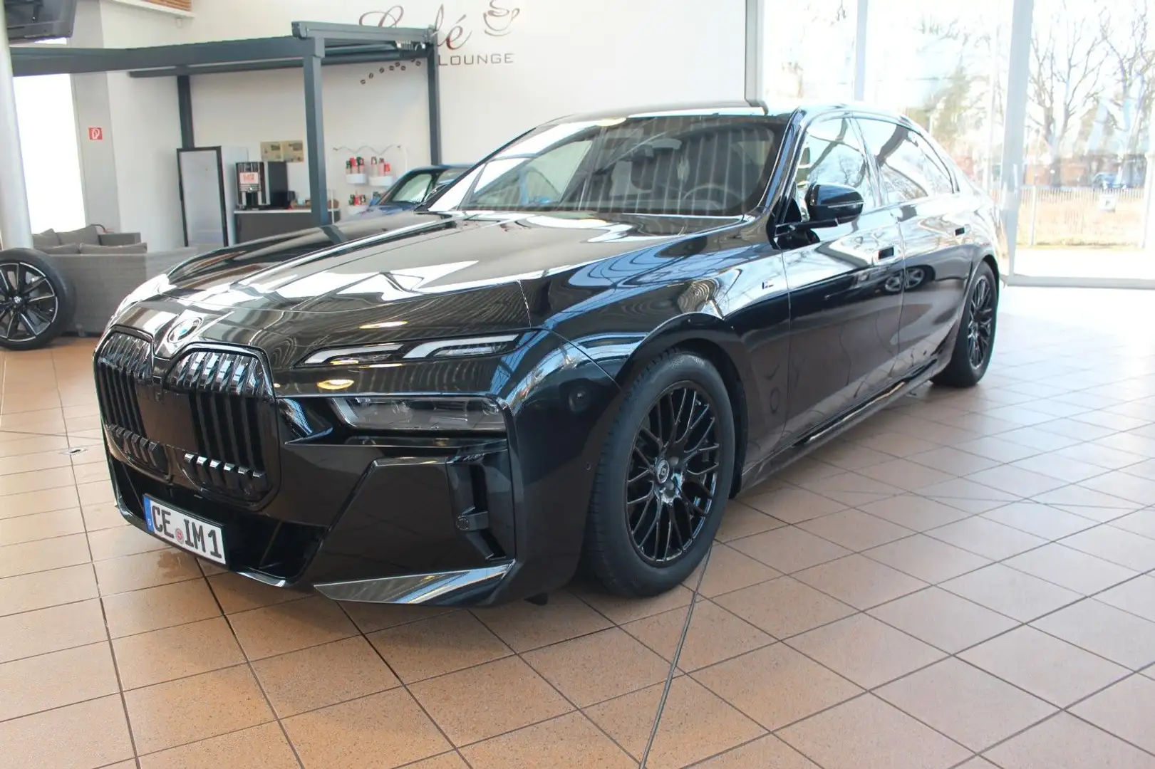 BMW 740 7 740 d xDrive M Sport+8-fach+ Schwarz - 2
