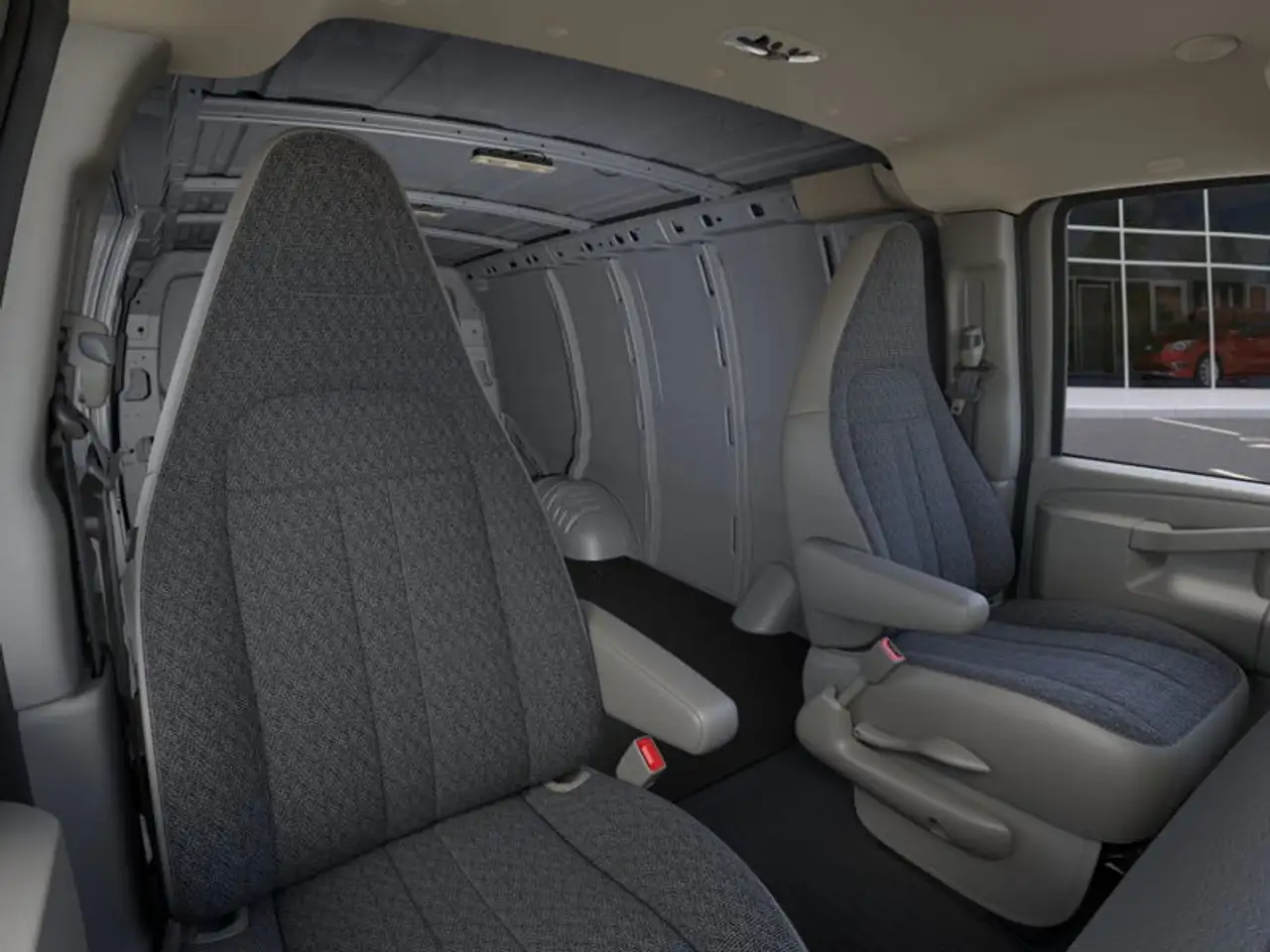 GMC Savana снимка GMC Savana