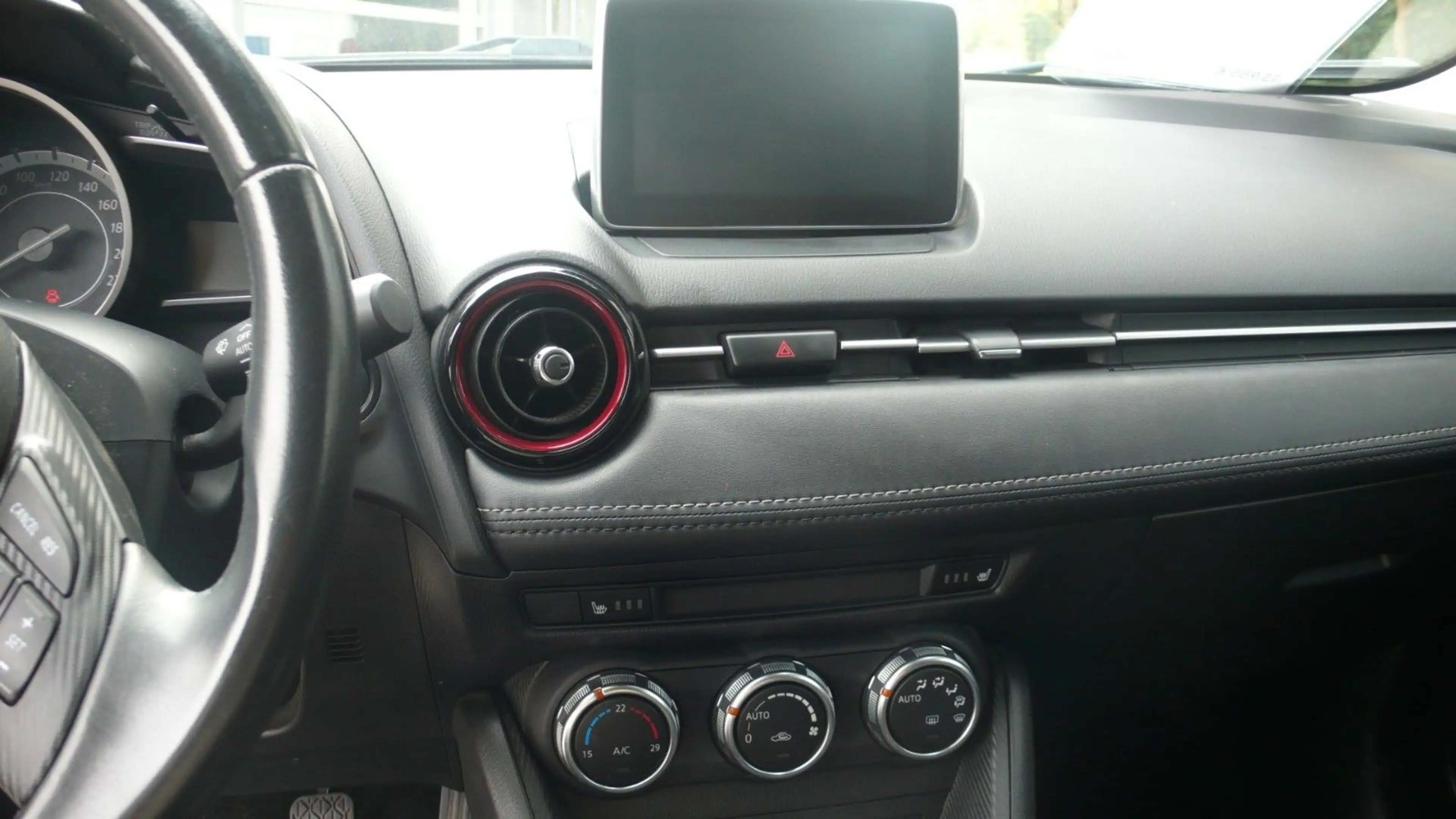 Mazda CX-3 Exclusive Allrad Navi Ganzjahresreifen — photo 10