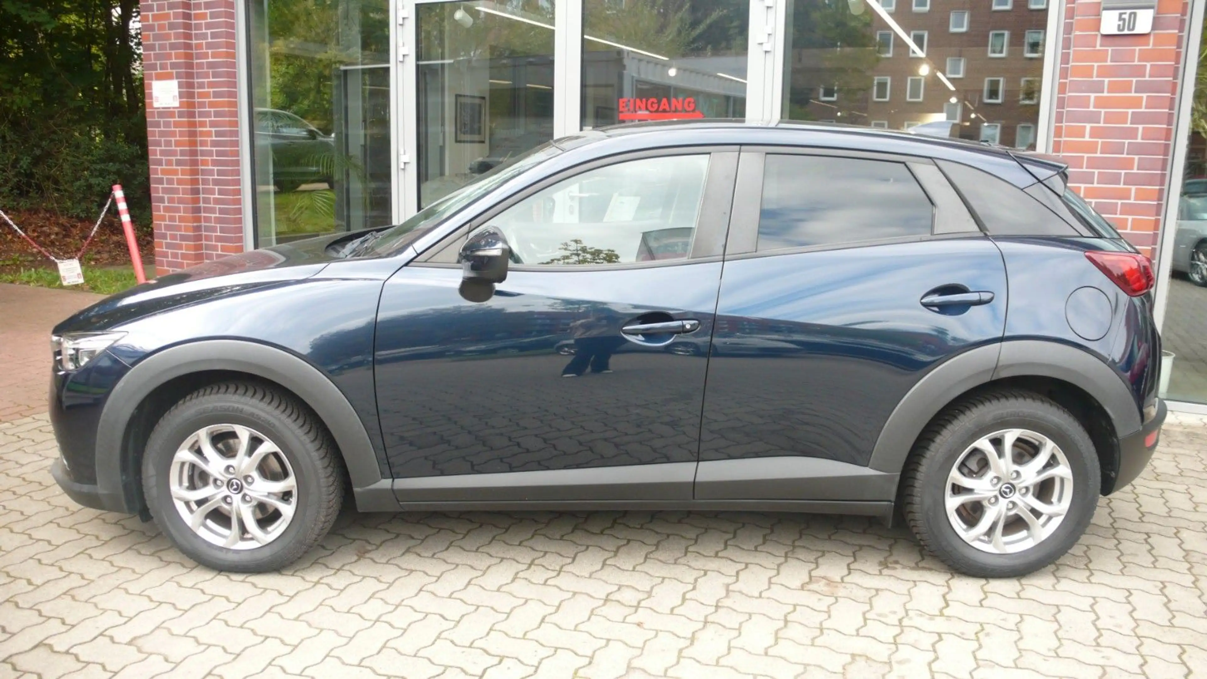 Mazda CX-3 Exclusive Allrad Navi Ganzjahresreifen — photo 4