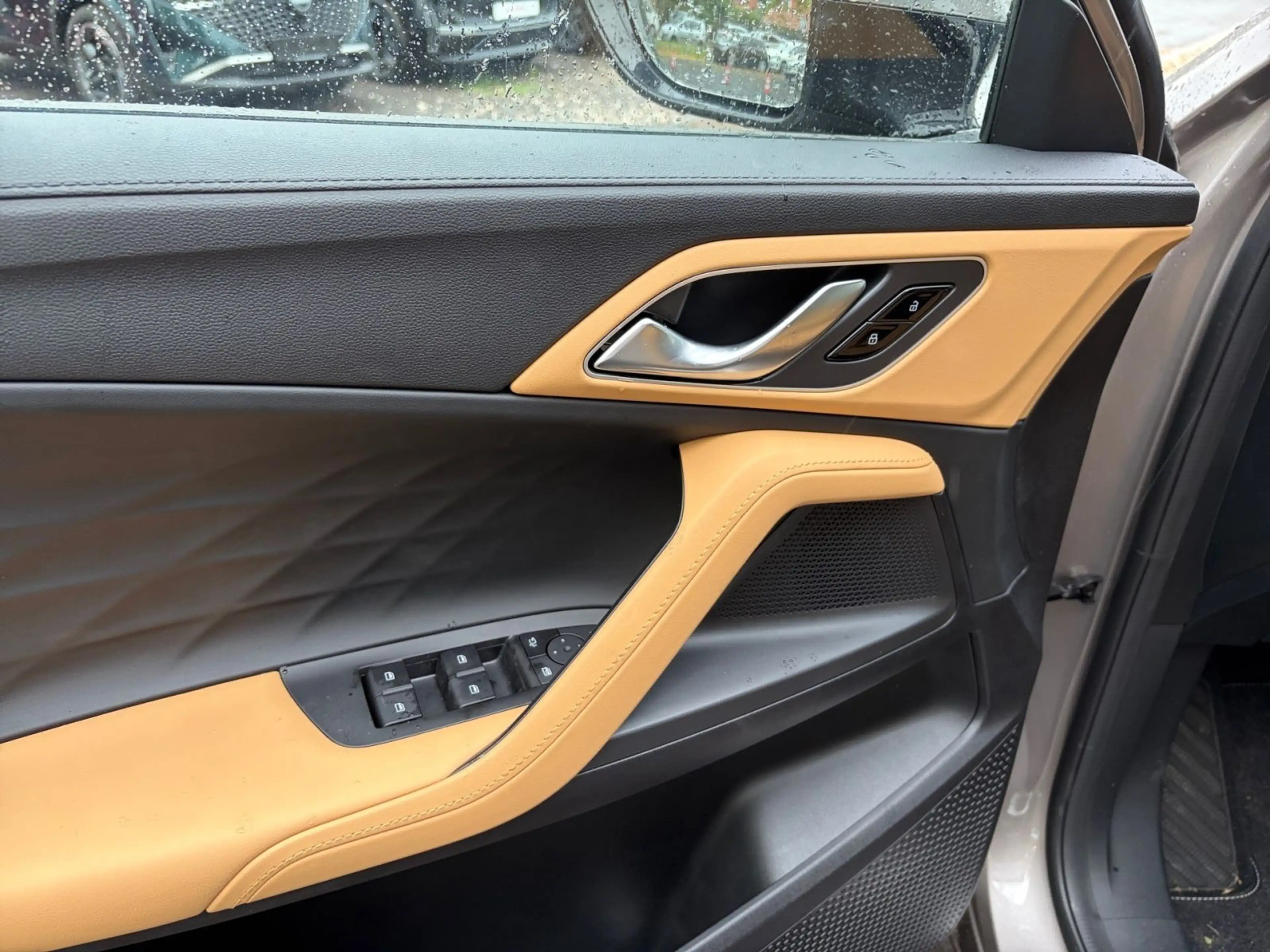 MG HS MG HS Hybrid+ Luxury MY25.5 — photo 13