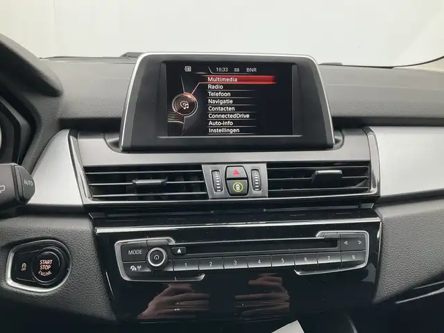 BMW 2 Series view 7