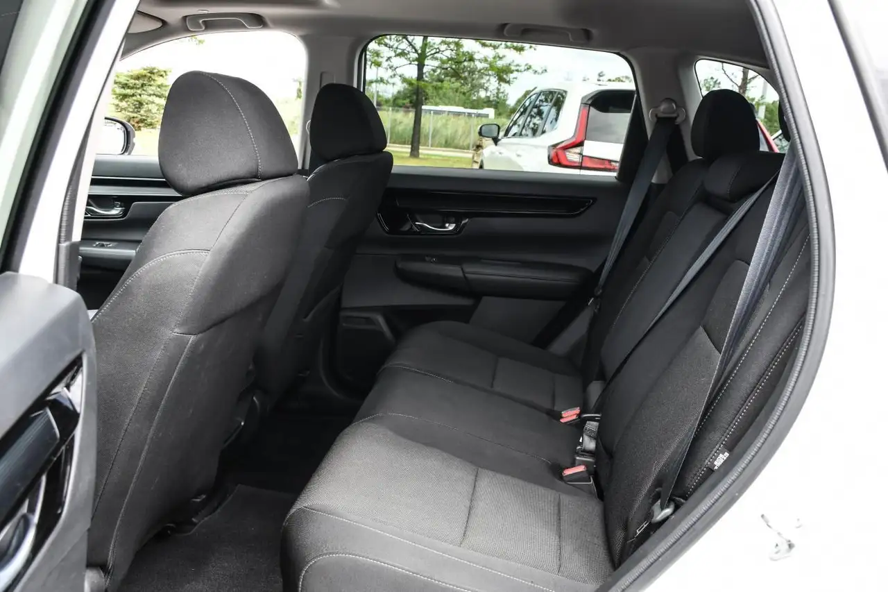 Honda CR-V photo Honda CR-V
