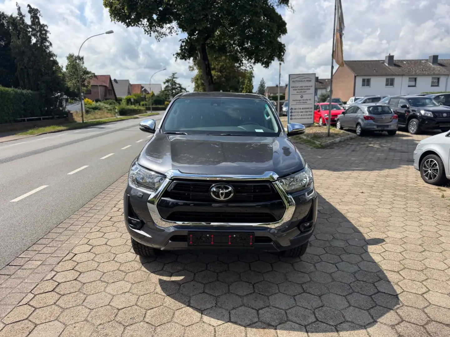 Toyota Hilux 2.8 Comfort DoubleCab Auto*Hardtop+AHK* Grigio - 2
