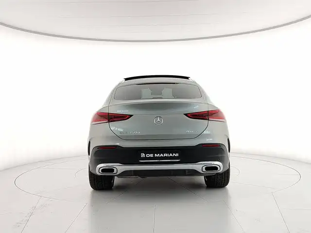 Mercedes-Benz Gle view 4