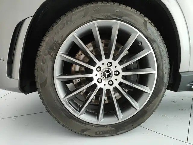 Mercedes-Benz Gle view 12