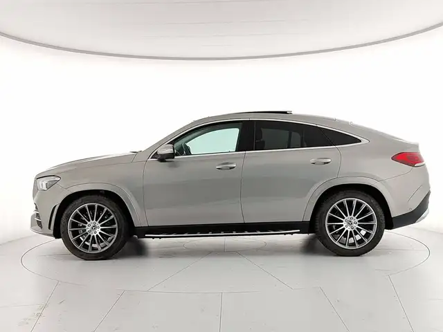 Mercedes-Benz Gle view 2