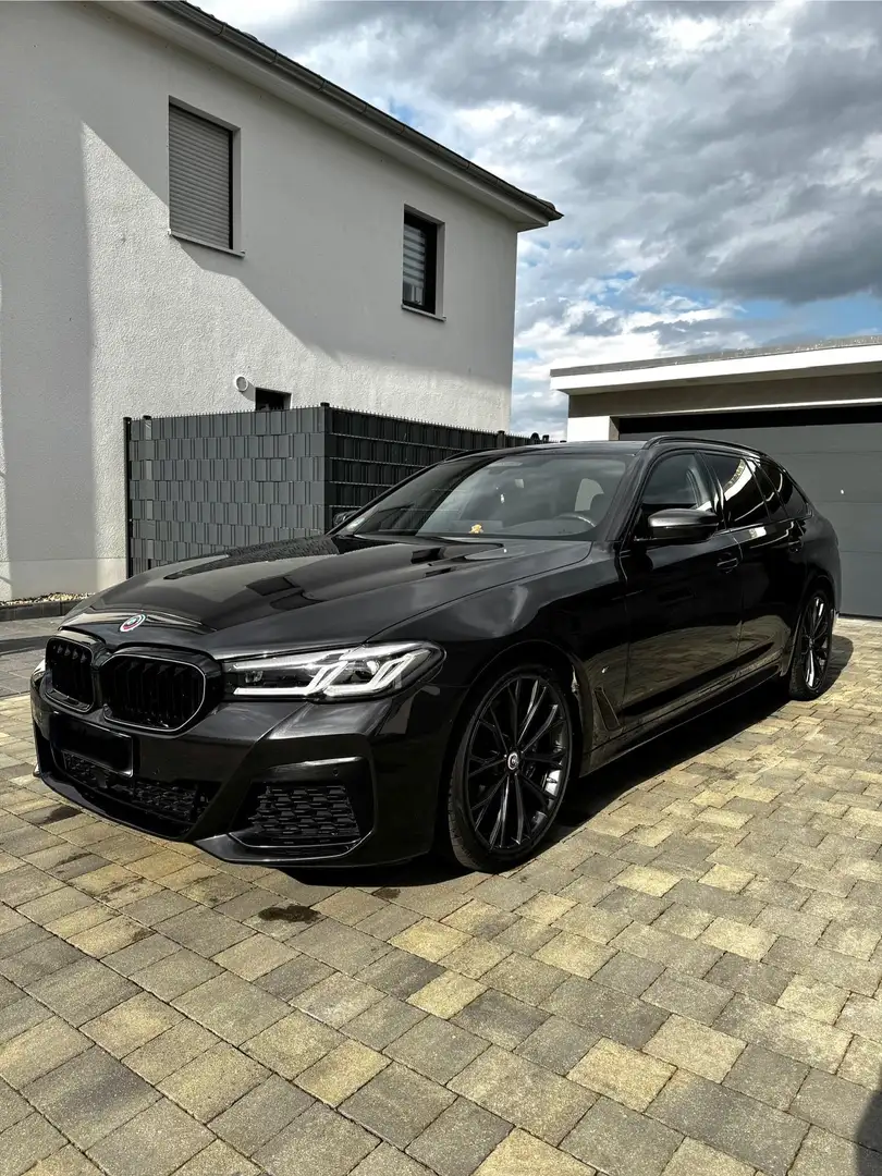 BMW 530 530d Touring Aut. M Sport Edition Grau - 1