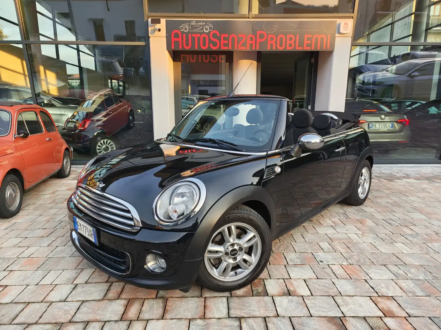 MINI One Cabrio Mini III R57 Cabrio 1.6 s/clima 98cv Noir - 2