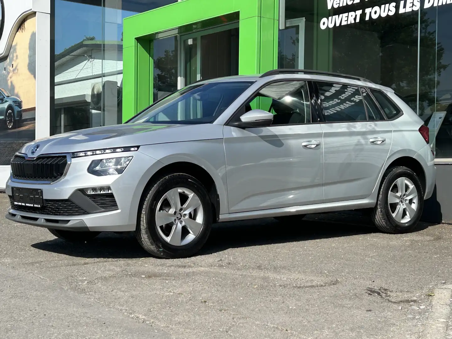 Skoda Kamiq 1.0TSI NEUVE!CarPlay•Cruise•LaneAssist•0KM Grau - 2