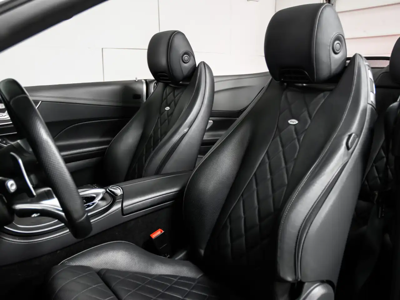 Mercedes-Benz E-Class fotografie Mercedes-Benz E-Class