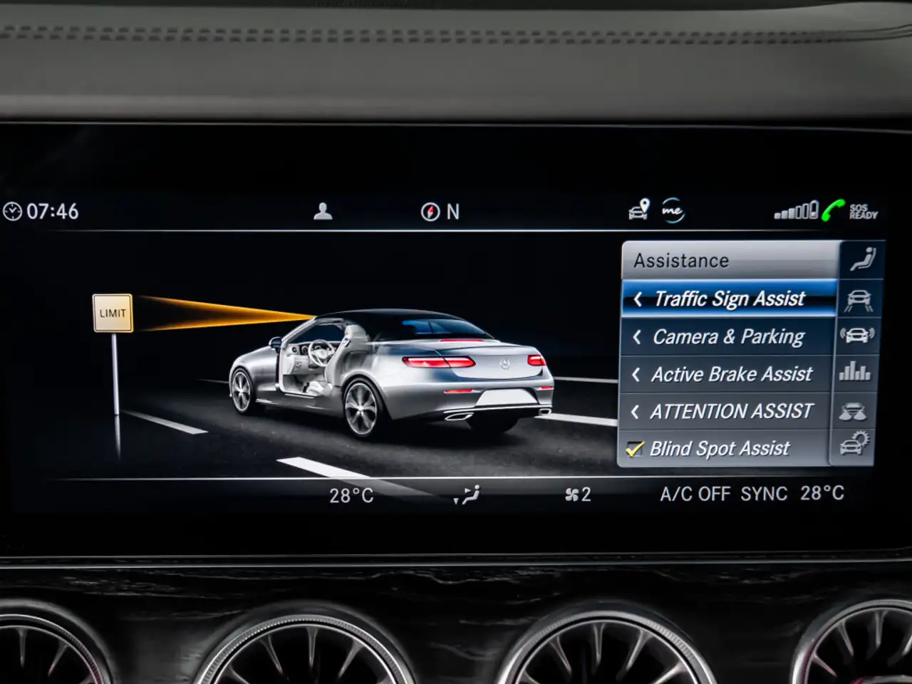 Mercedes-Benz E-Class fotografie Mercedes-Benz E-Class