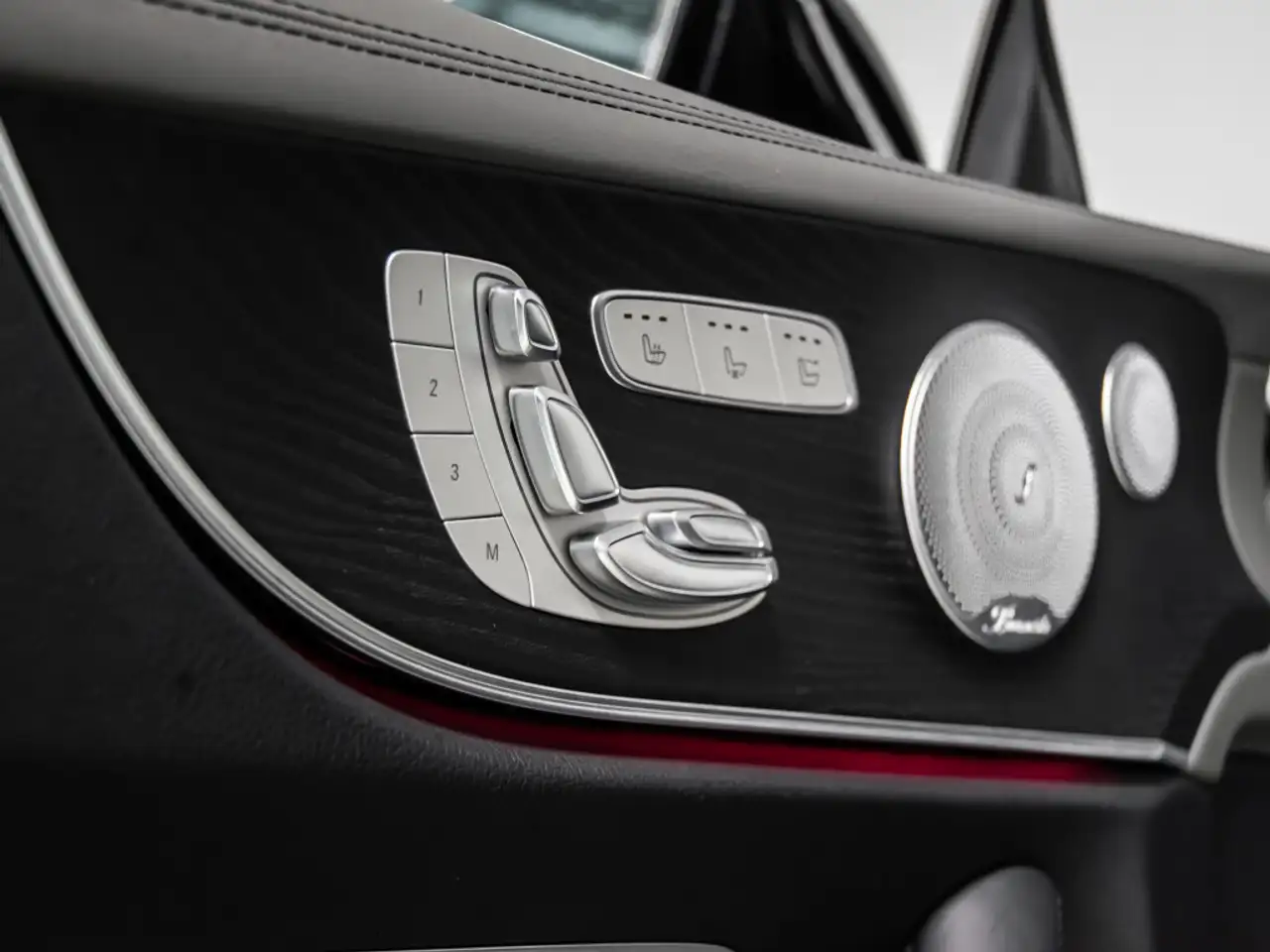 Mercedes-Benz E-Class fotografie Mercedes-Benz E-Class