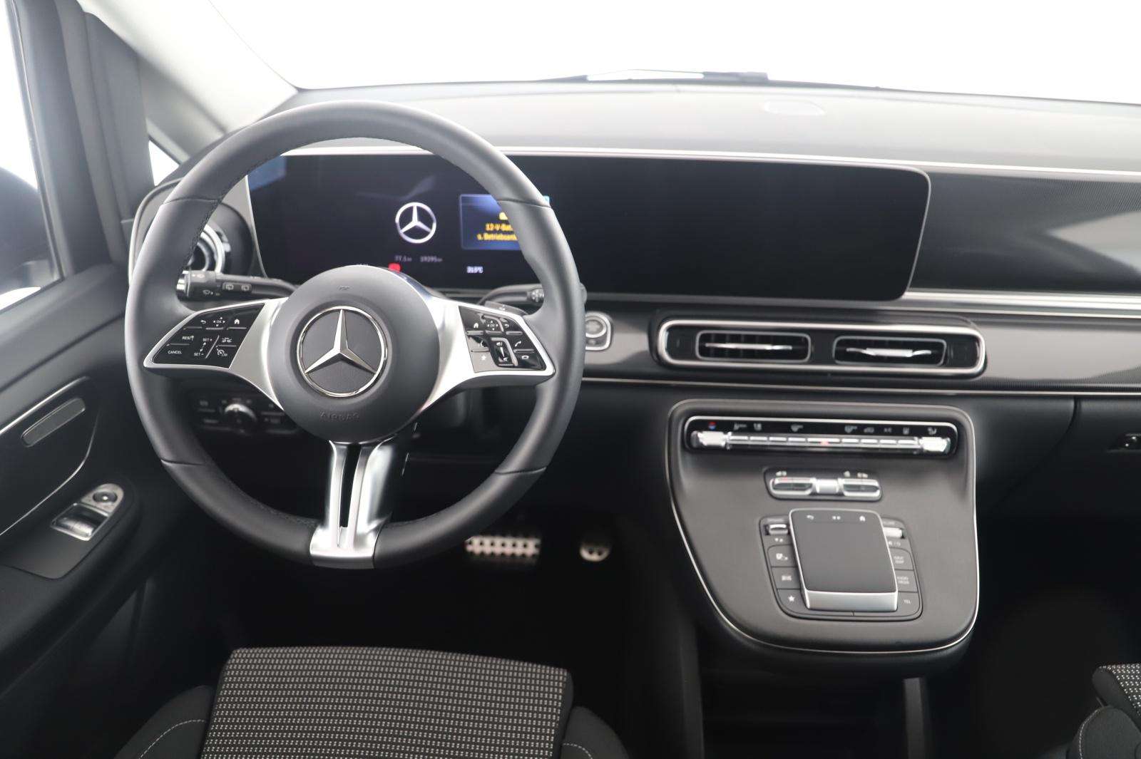 Mercedes-Benz V 250