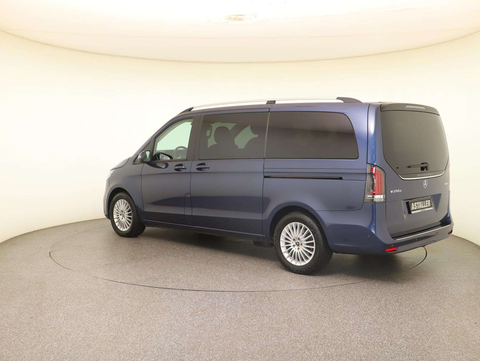Mercedes-Benz V 250
