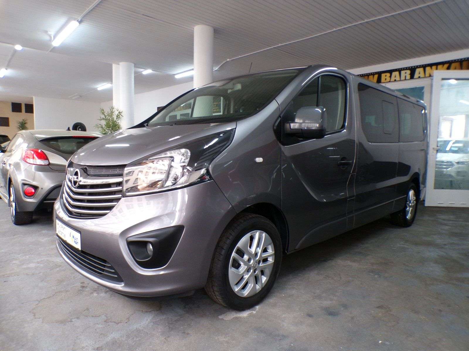 Second hand Opel Vivaro 