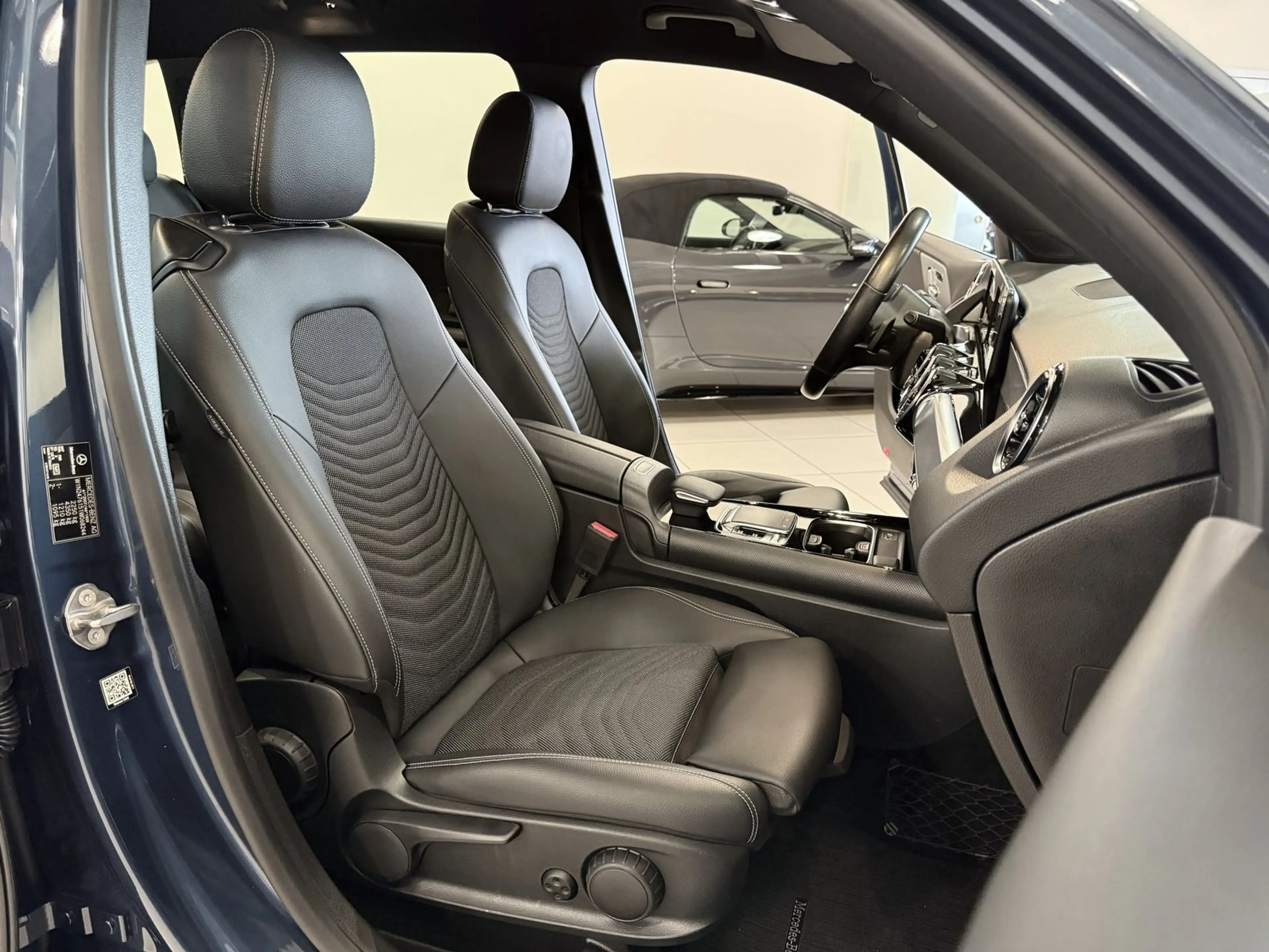 Mercedes-Benz GLB 220 d 4Matic Style *MULTIBEAM-AHK-STHZ* — photo 9