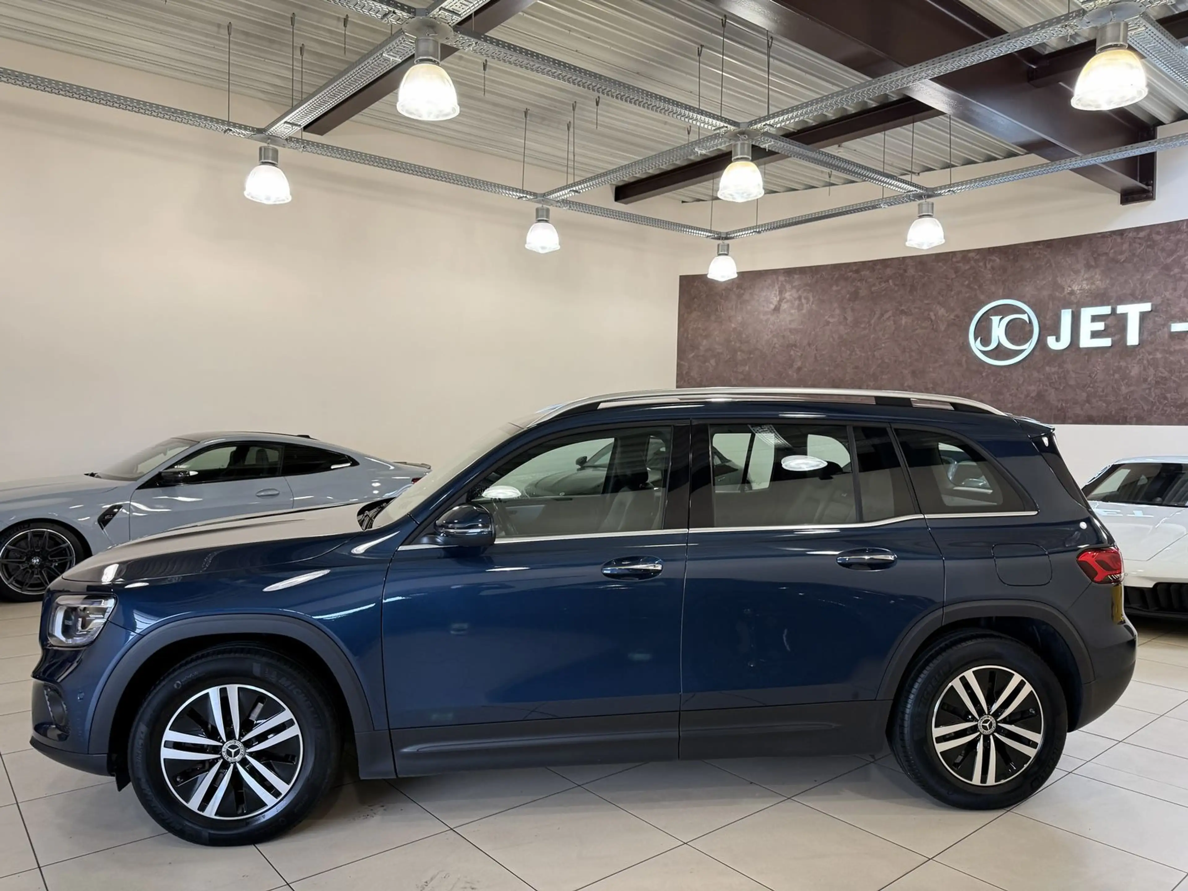 Mercedes-Benz GLB 220 d 4Matic Style *MULTIBEAM-AHK-STHZ* — photo 3