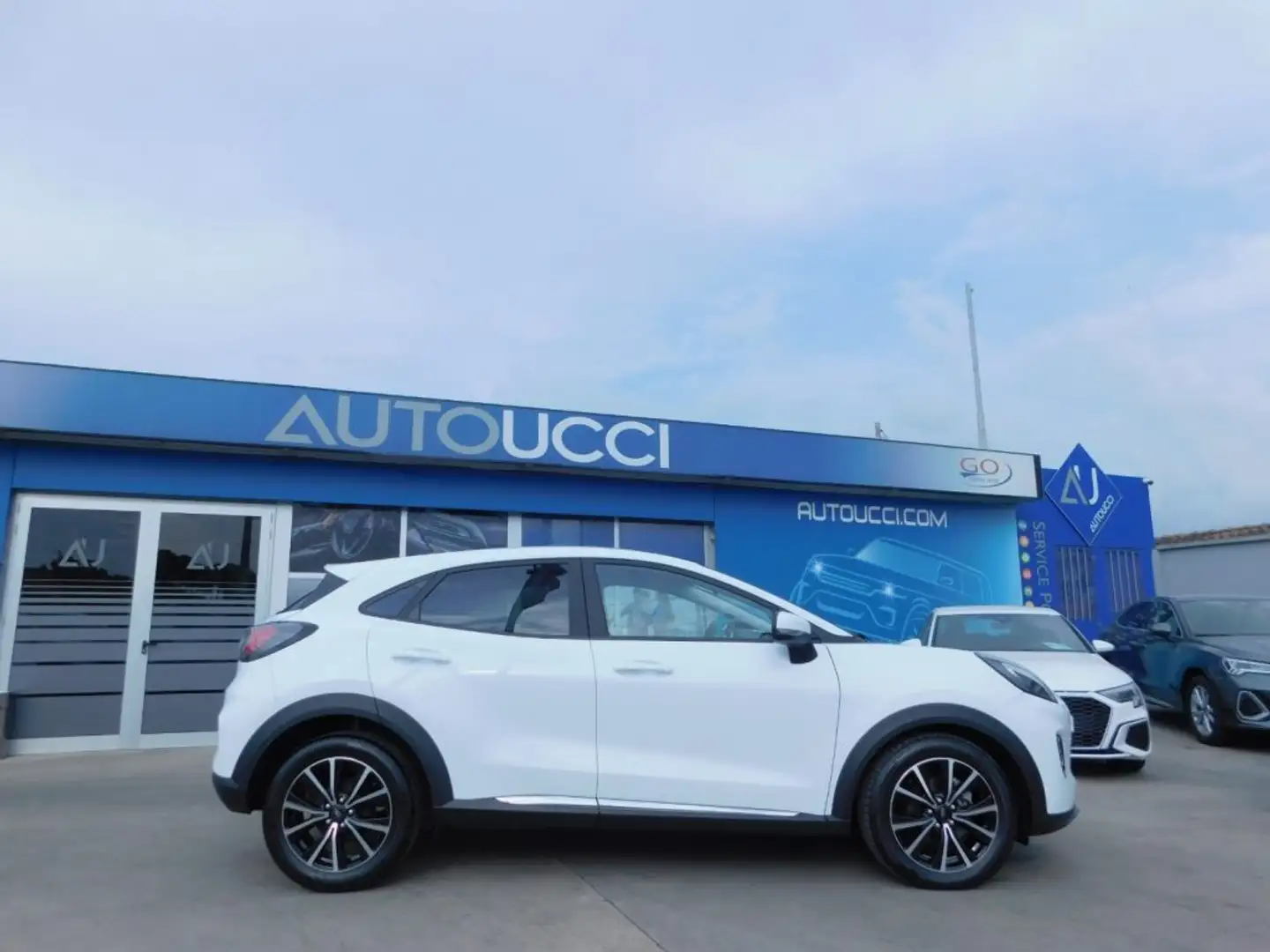 Ford Puma 1.0 EcoBoost Hybrid Titanium 125 CV S&S Bianco - 2