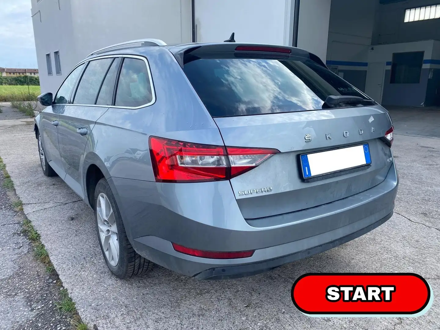 Skoda Superb Wagon 2.0 tdi Executive 4x4 190cv dsg START Grau - 1