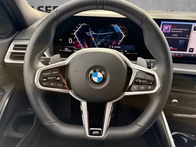 BMW M view 11