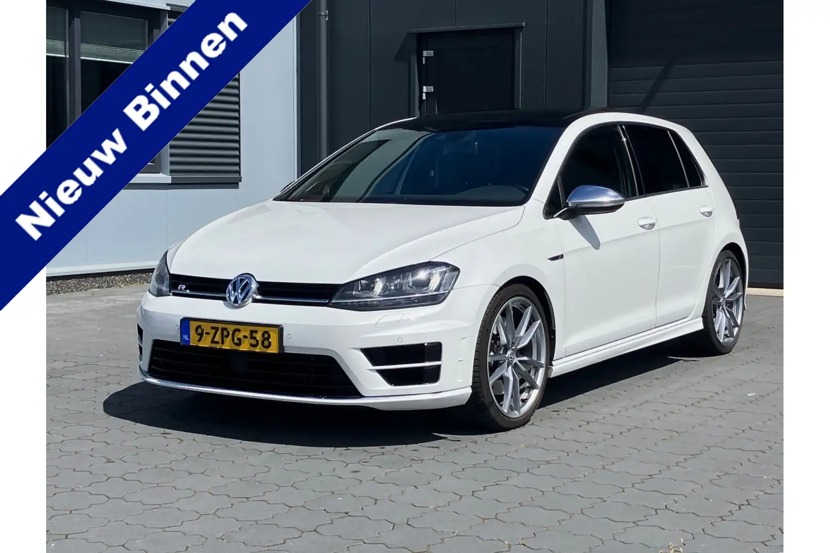 Volkswagen Golf 2.0 TSI R 4Motion VOL! NL-auto! 77072KM! Wit - 1