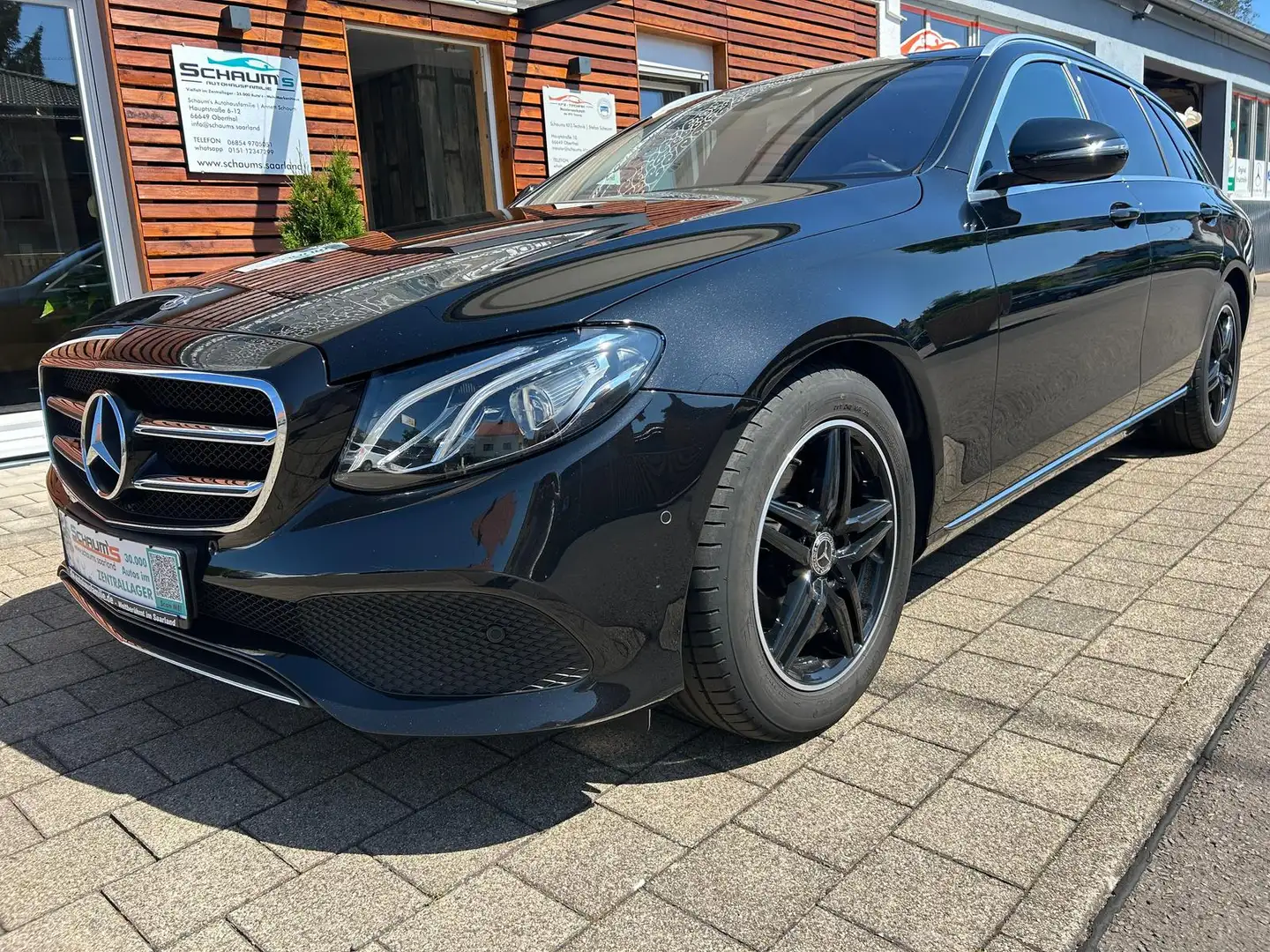 Mercedes-Benz E 200 E -Klasse T-Modell E 200 d Avantgarde Automatik Schwarz - 1