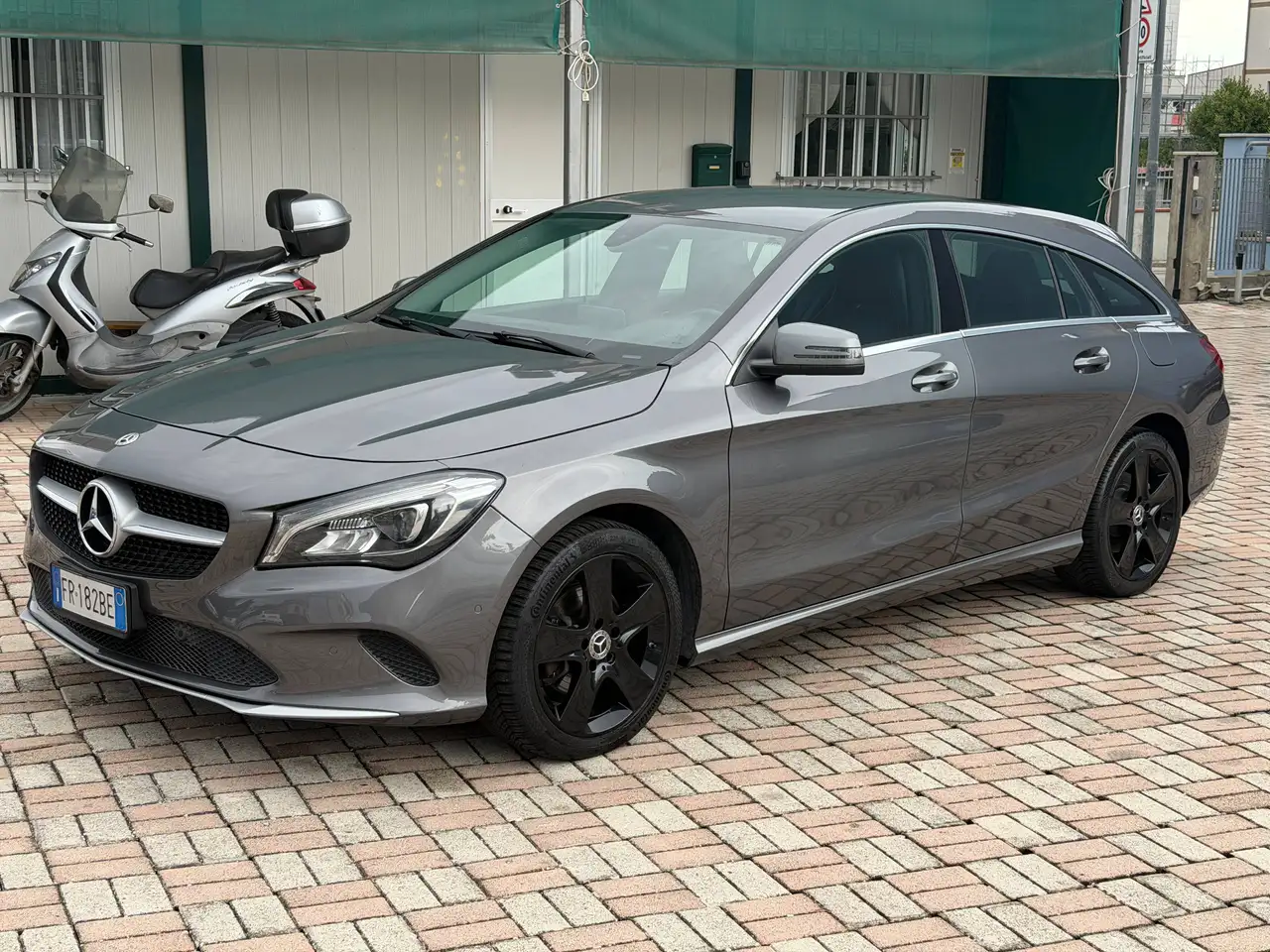 Mercedes-Benz CLA 200