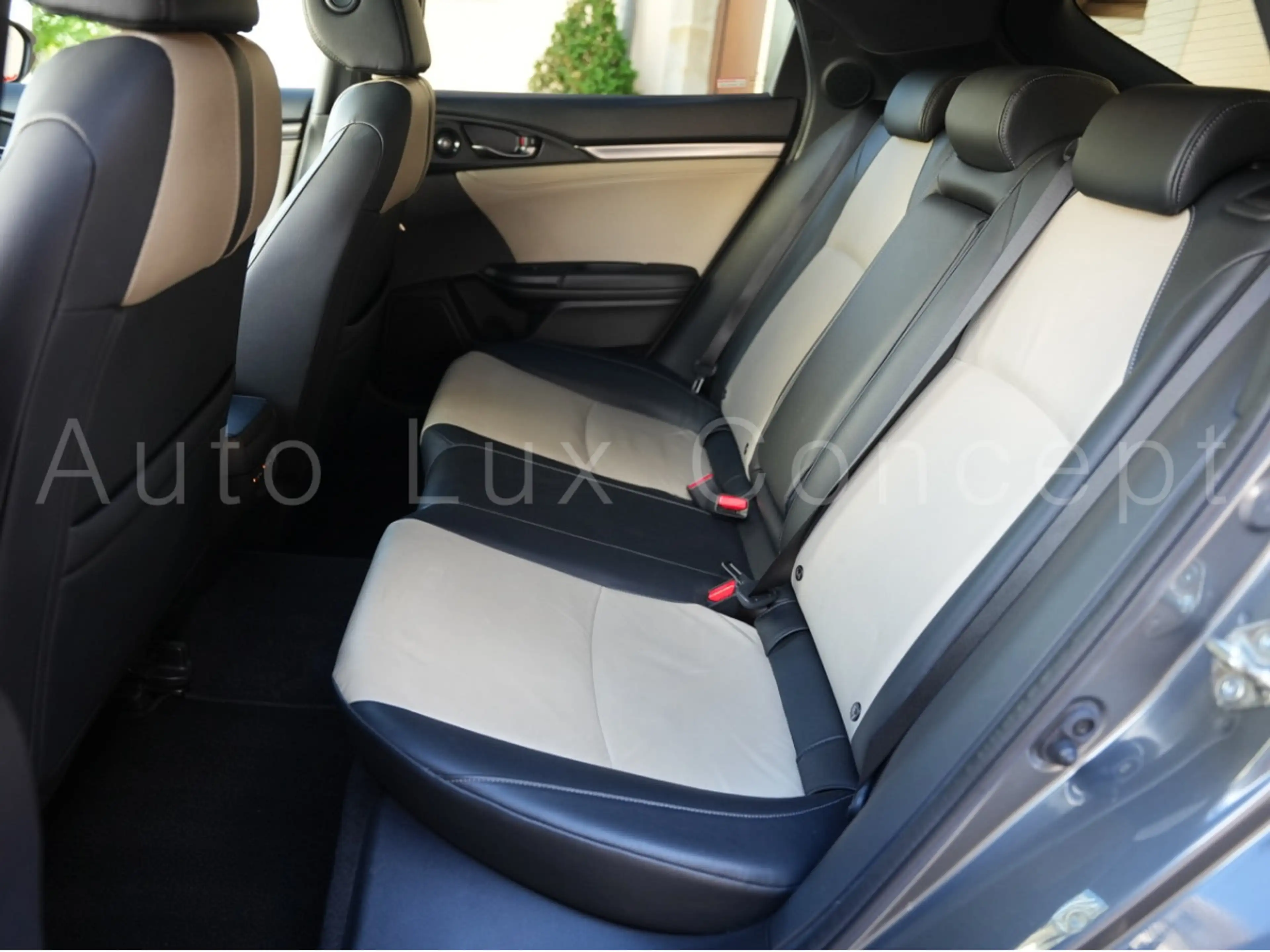 Honda Civic 1.5 VTEC Turbo 182 Prestige CVT/Pano/Leder/Kamera — photo 9