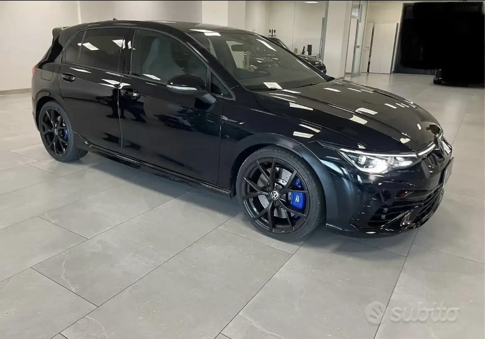 Volkswagen Golf R GOLF 8 R 320 CV PERFORMANCE AKRAPOVIC - 2