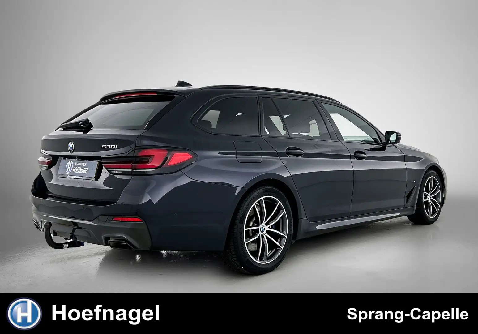 BMW 530 5-serie Touring 530i M Sport | Trekhaak | Schuifda Zwart - 2