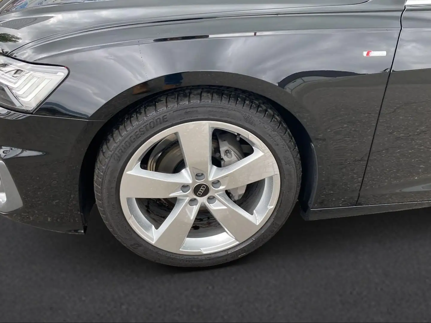 Audi A6 40 TDI quattro S line Schwarz - 2