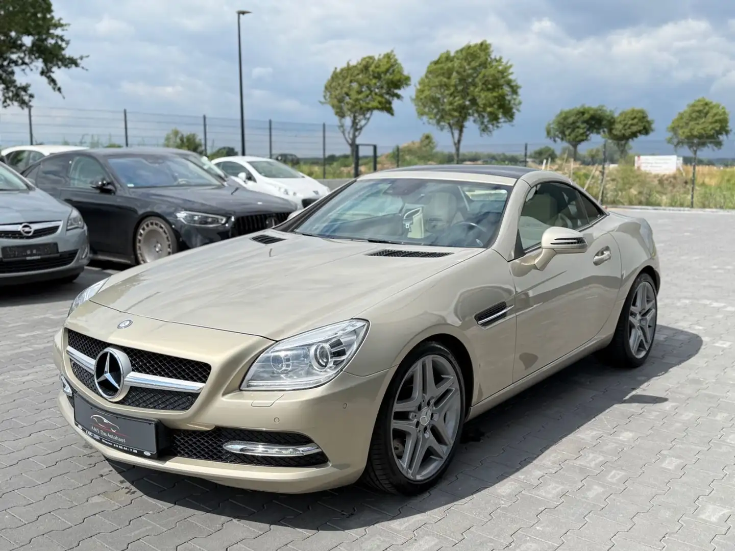 Mercedes-Benz SLK 350 Roadster BlueEfficiency 1.Hand Leder Nav Beige - 1