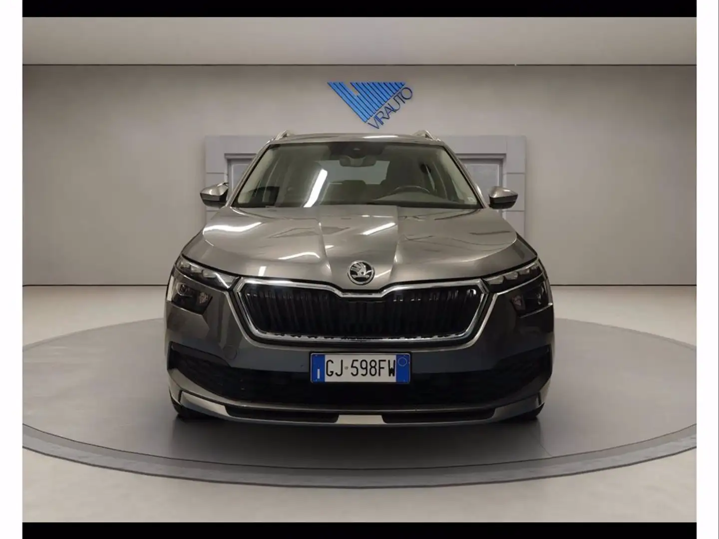Skoda Kamiq 1.0 TSi Style Gris - 2