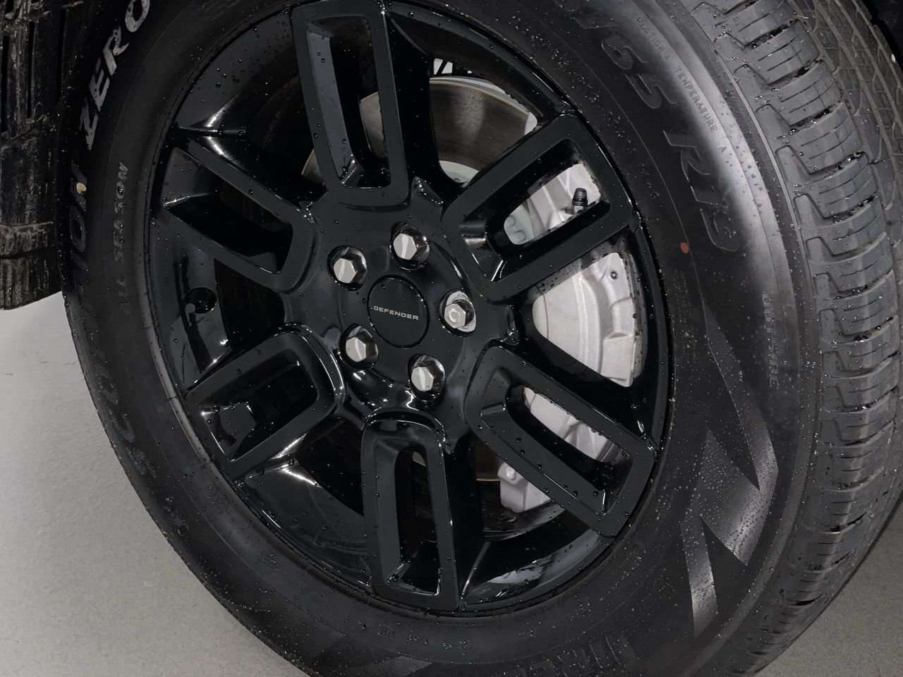 2026 Land Rover Defender 110 S Air Suspension Pack | 19 Wheels / thumb 18